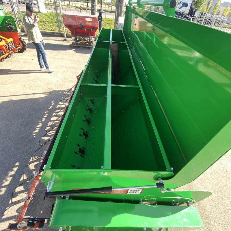 Навісна зернотукова сівалка SEED-3 