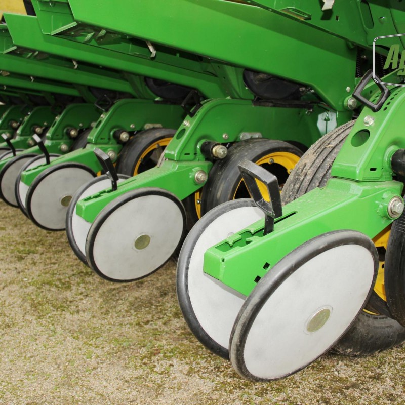 Продаж сівалки Джон Дір 7200